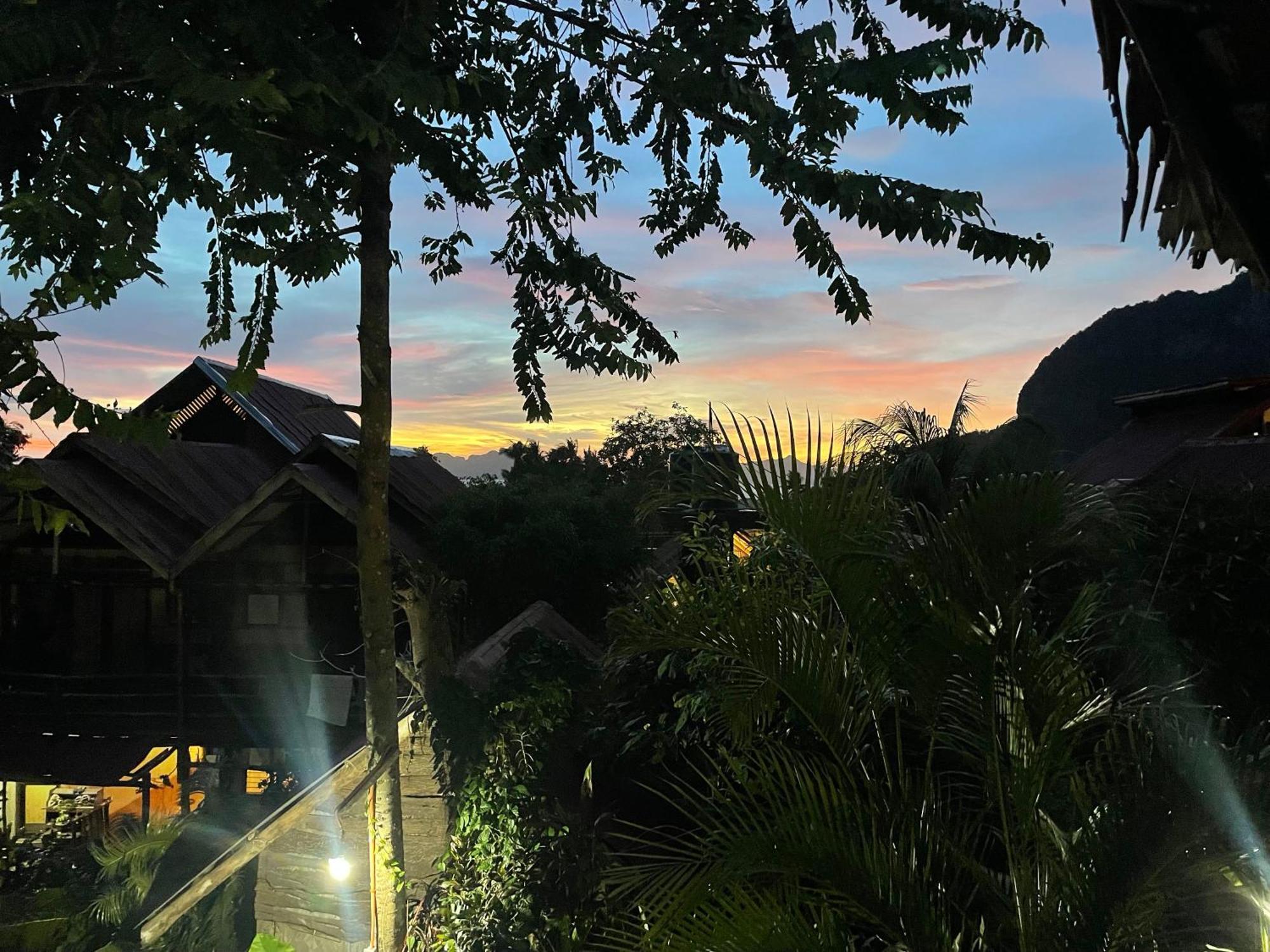 Novie'S Tourist Inn El Nido Exterior photo